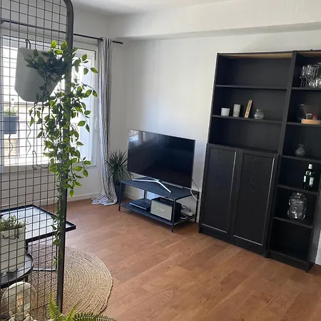 Apartament Confort & Tranquillite A Deux Pas Des Restos Et De La Gare *