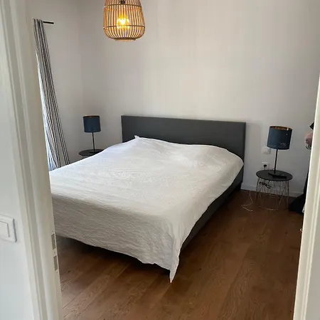 Confort & Tranquillite A Deux Pas Des Restos Et De La Gare Apartament